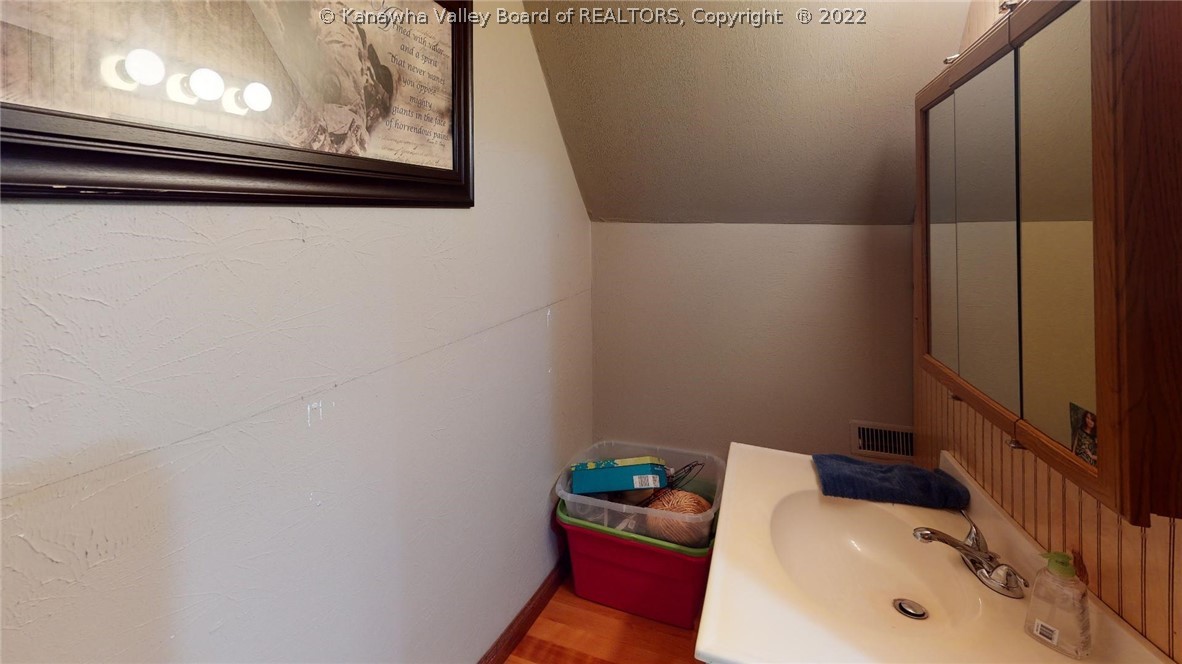 1555 Teter Road Charleston, WV 25314 - Photo 26 of 30 Gallery Image 26
