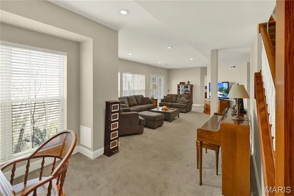 $825,000 | 364 Whispering Forest Lane, Pacific, MO 63069