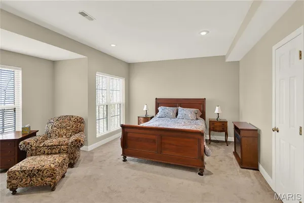 $825,000 | 364 Whispering Forest Lane, Pacific, MO 63069