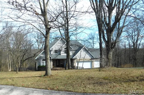 $825,000 | 364 Whispering Forest Lane, Pacific, MO 63069