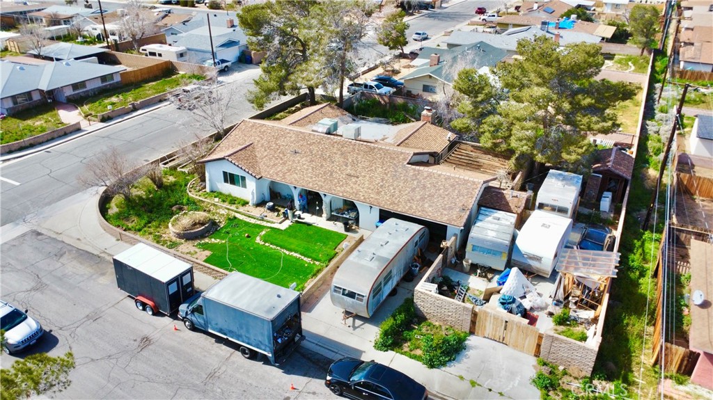 135 South Broadway Street Ridgecrest, CA 93555 - Photo 2 of 16