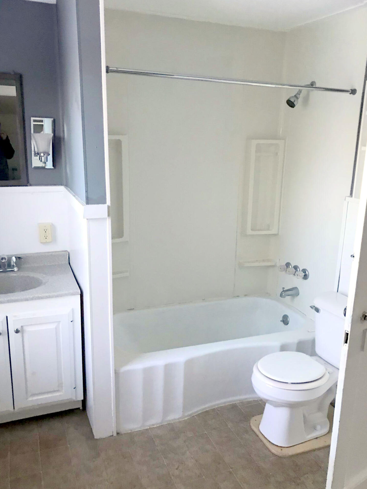 22 Pleasant Street Augusta, ME 04330 - Photo 13 of 20 Bathroom
