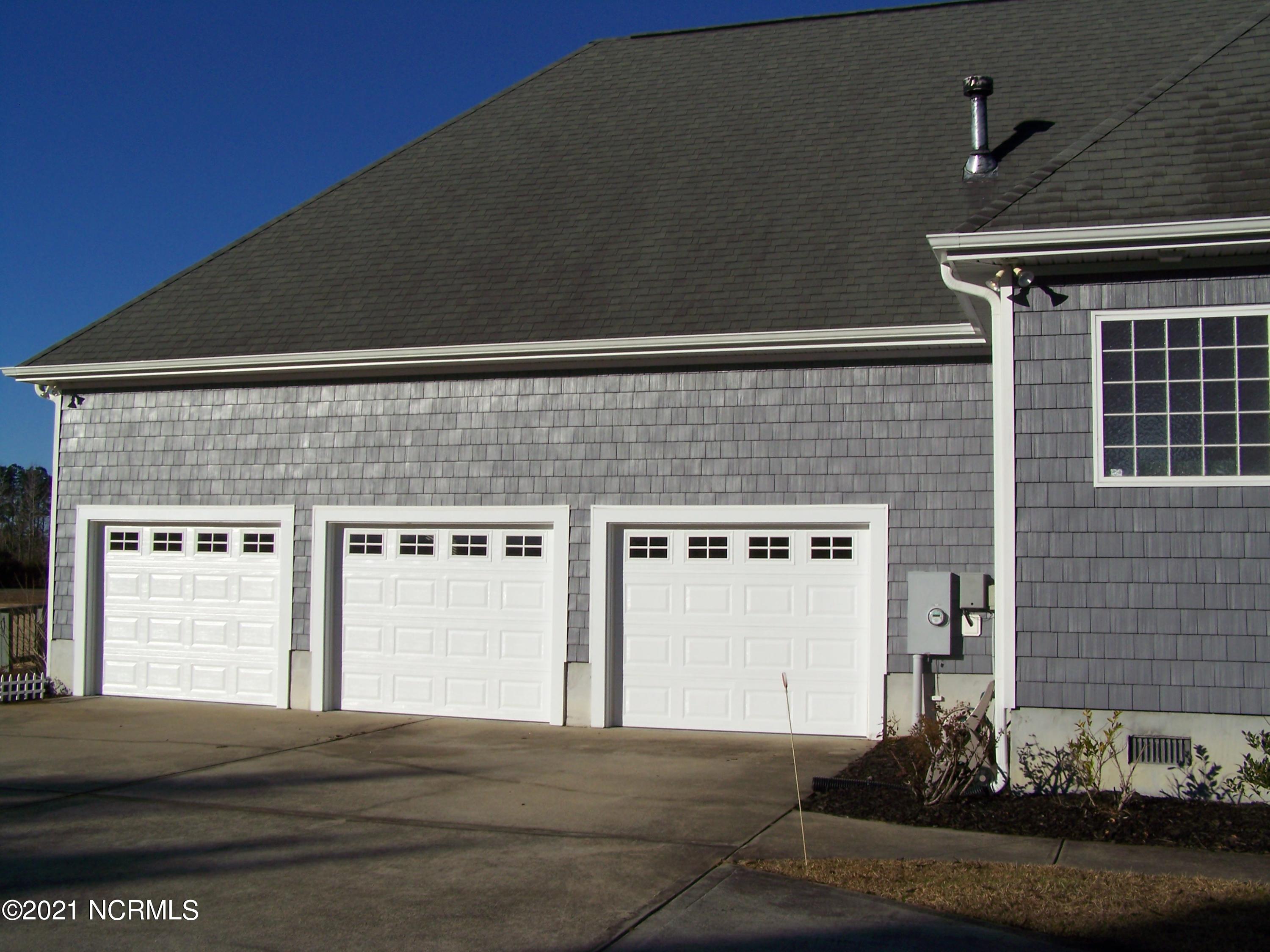 635 Gilbert Road Southeast Bolivia, NC 28422 - Photo 14 of 94 100_2315