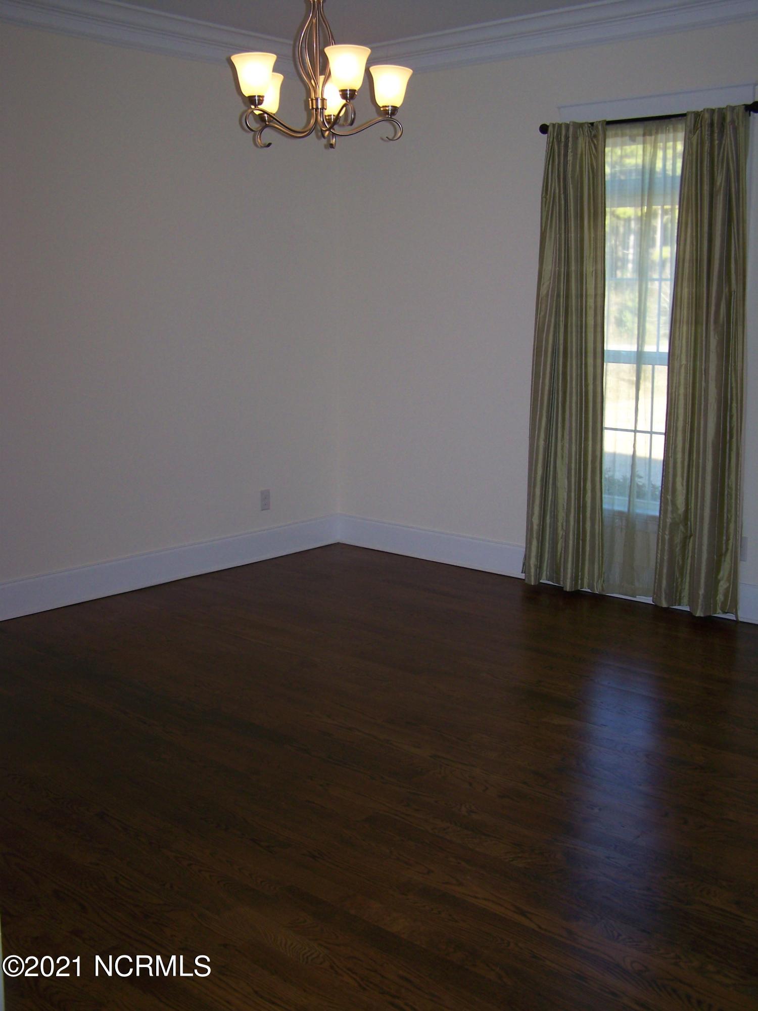 635 Gilbert Road Southeast Bolivia, NC 28422 - Photo 25 of 94 100_2322