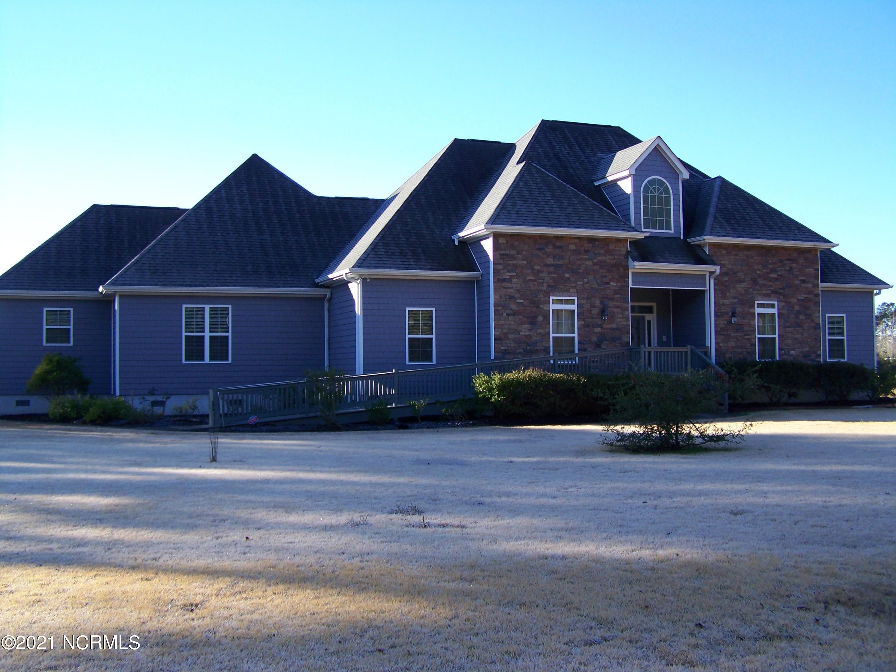 635 Gilbert Road Southeast Bolivia, NC 28422 - Photo 3 of 94 100_2312