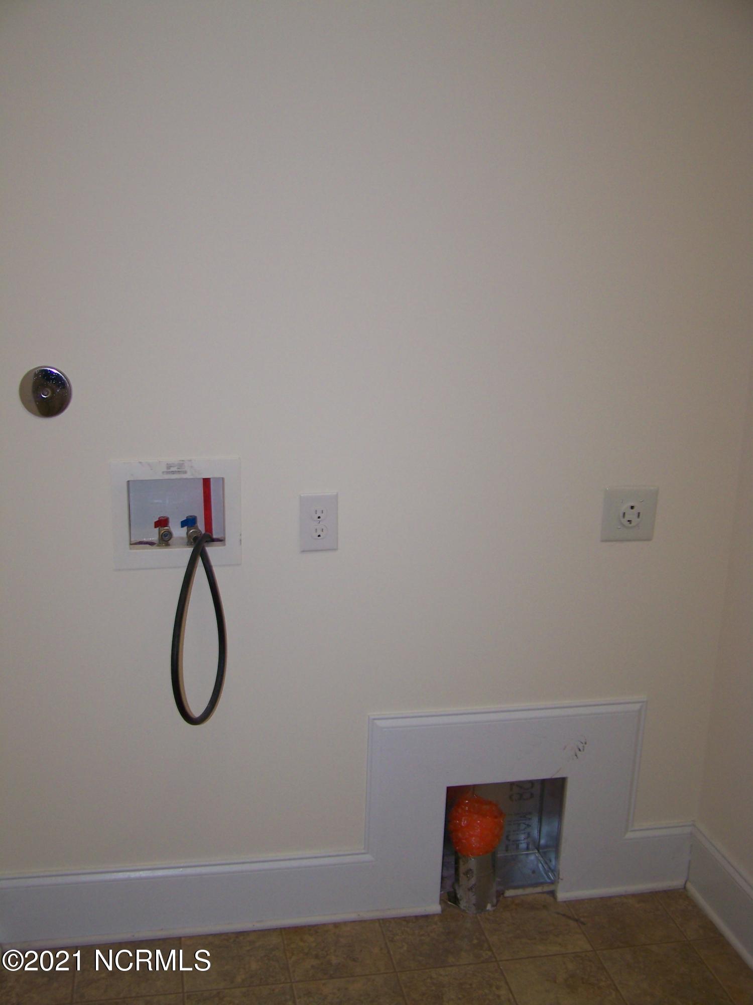 635 Gilbert Road Southeast Bolivia, NC 28422 - Photo 40 of 94 100_2453