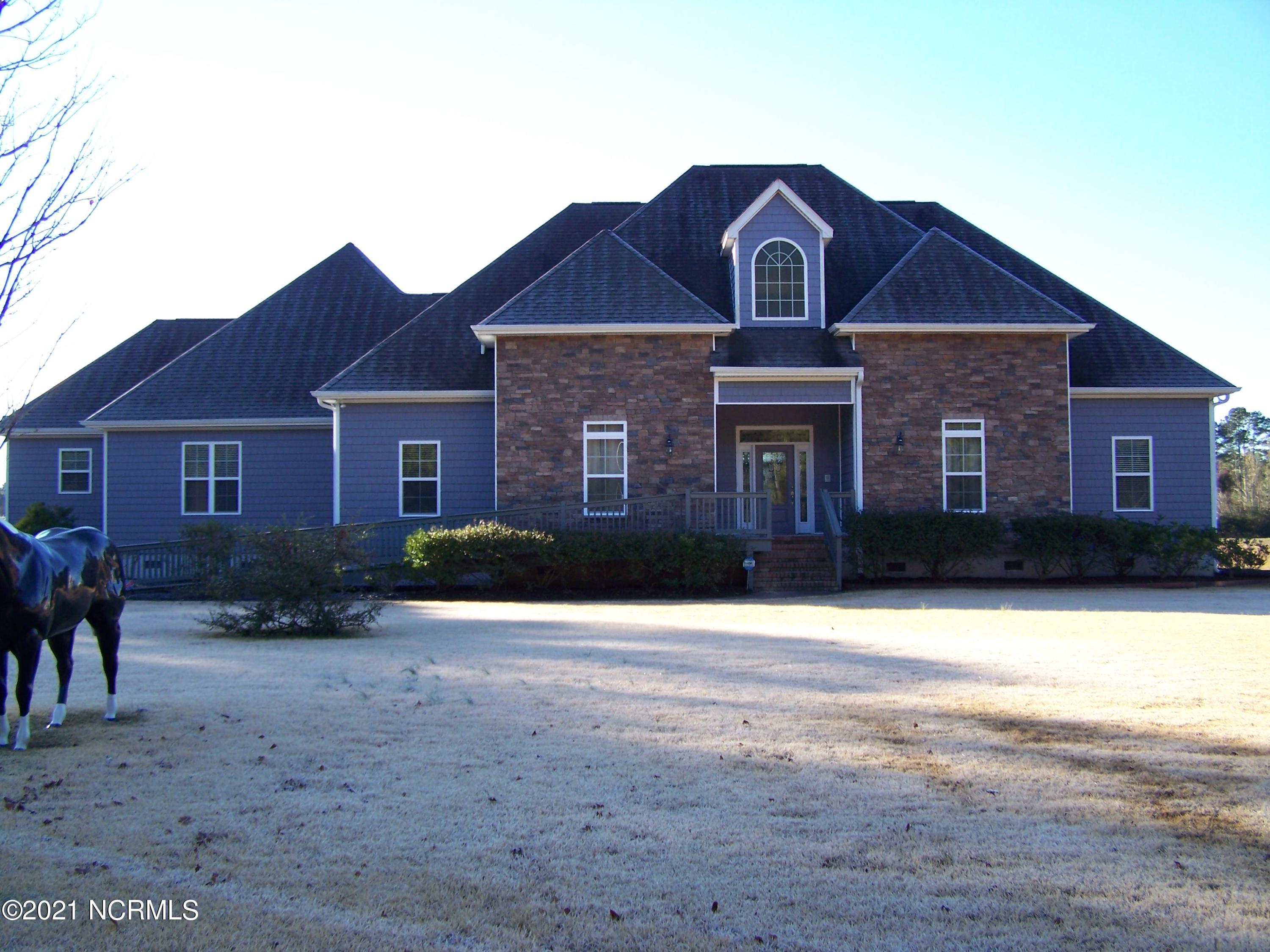 635 Gilbert Road Southeast Bolivia, NC 28422 - Photo 4 of 94 100_2313