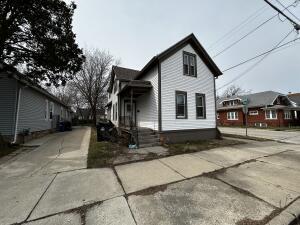 1842 Lasalle Street Racine, WI 53402 - Photo 1 of 16 20250408003753813012000000