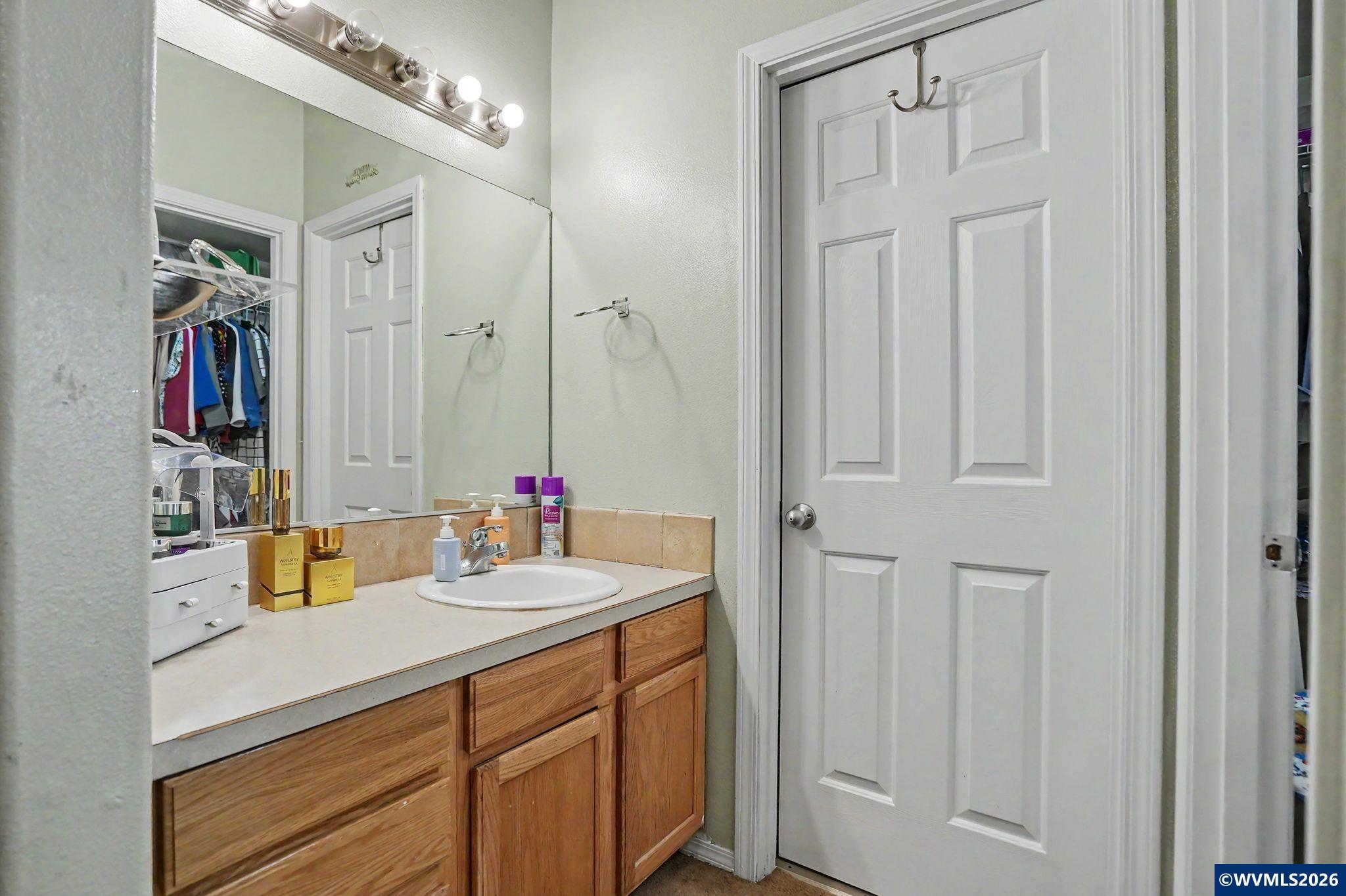 810 Southeast Locust Street Dundee, OR 97115 - Photo 25 of 35 Gallery Image 25