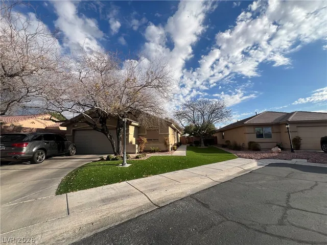 $2,300 | 3470 Seaside Treasures Court, Las Vegas, NV 89122