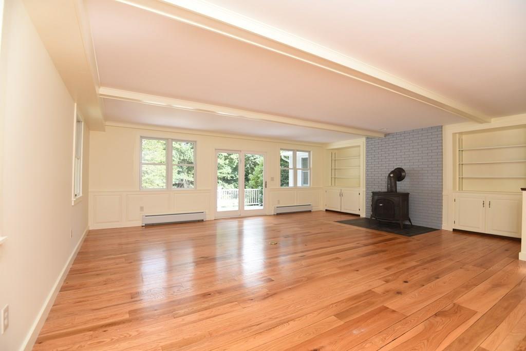 250 West Pelham Road Shutesbury, MA 01072 - Photo 4 of 42 Gallery Image 4