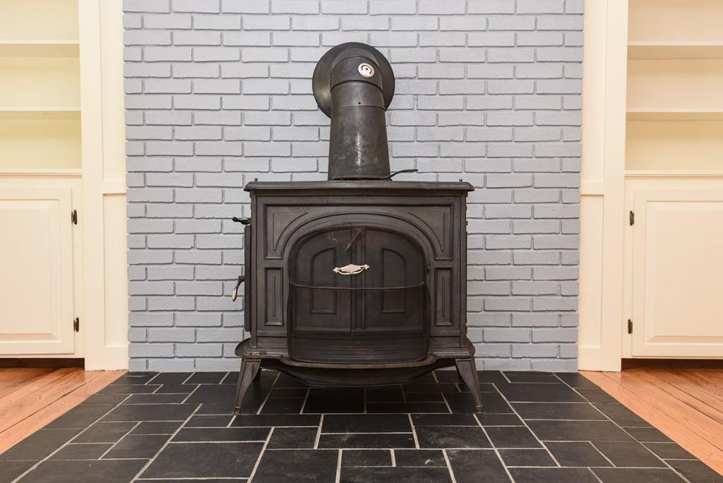 250 West Pelham Road Shutesbury, MA 01072 - Photo 6 of 42 Gallery Image 6