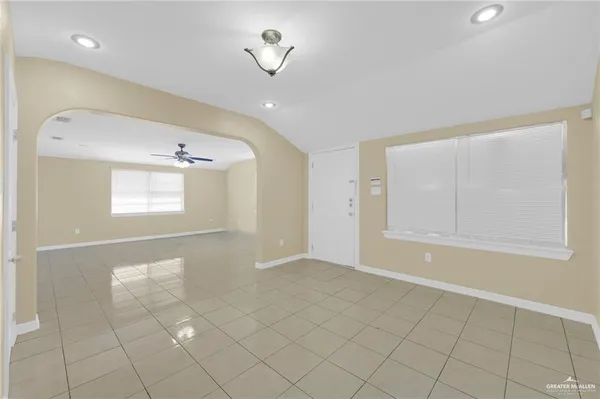 $1,400 | 710 North 9th Street, McAllen, TX 78501