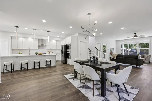 $519,000 | 220 Eastern Avenue, Indianapolis, IN 46201