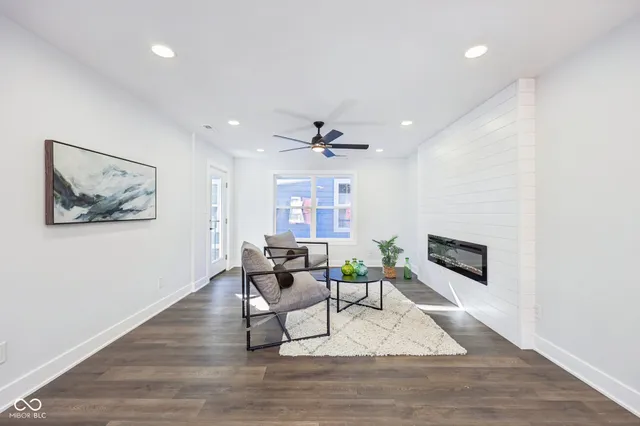 $519,000 | 220 Eastern Avenue, Indianapolis, IN 46201