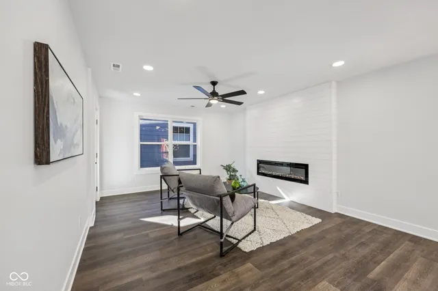 $519,000 | 220 Eastern Avenue, Indianapolis, IN 46201