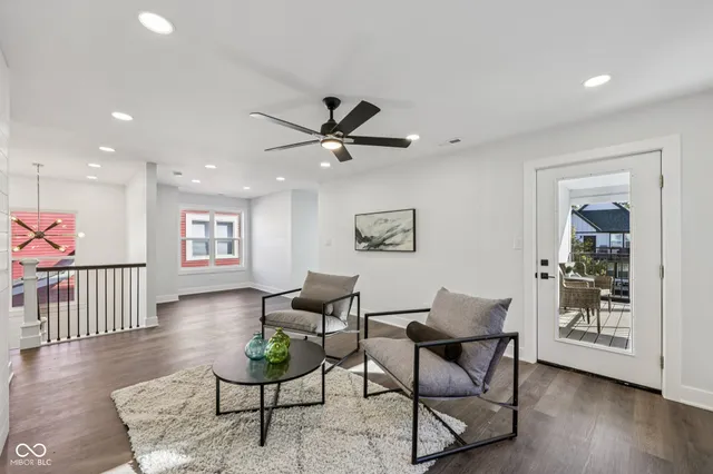 $519,000 | 220 Eastern Avenue, Indianapolis, IN 46201