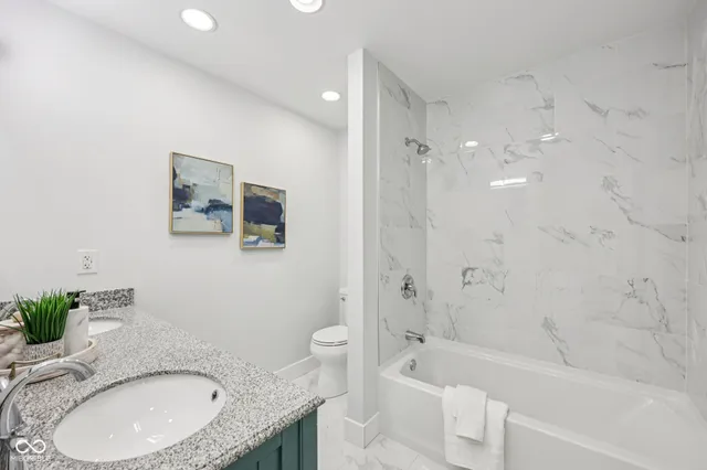 $519,000 | 220 Eastern Avenue, Indianapolis, IN 46201