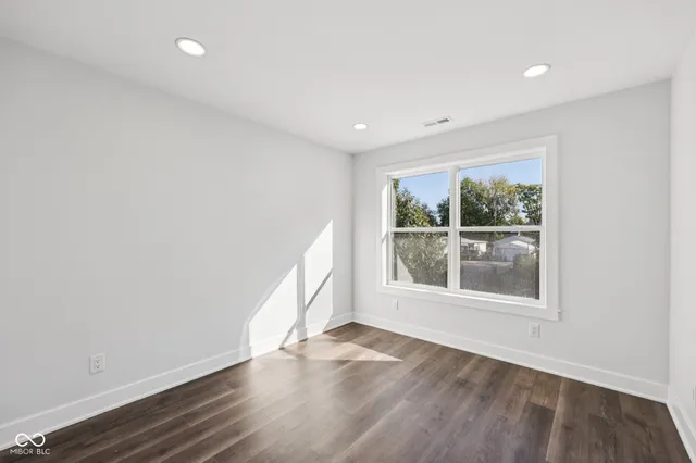 $519,000 | 220 Eastern Avenue, Indianapolis, IN 46201