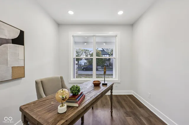 $519,000 | 220 Eastern Avenue, Indianapolis, IN 46201