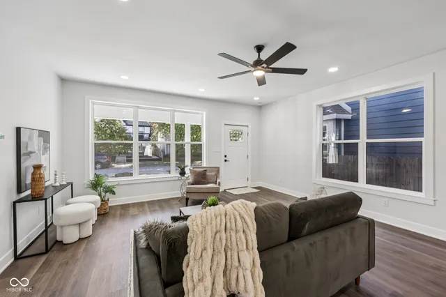 $519,000 | 220 Eastern Avenue, Indianapolis, IN 46201