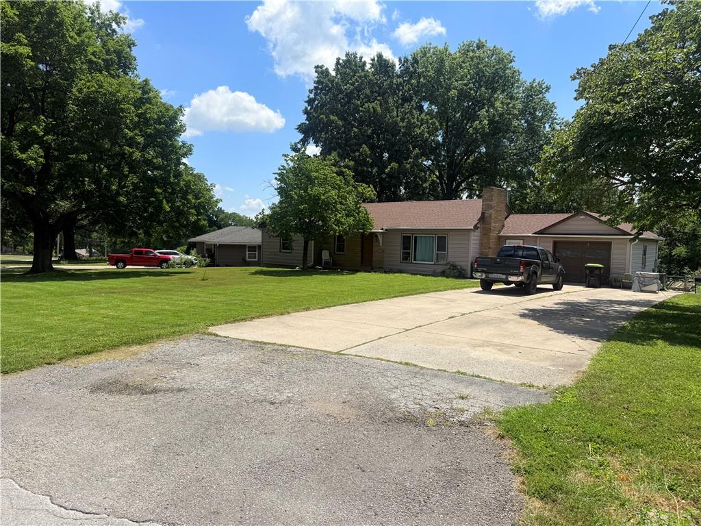 1723 Berry Road Independence, MO 64057 - Photo 1 of 5