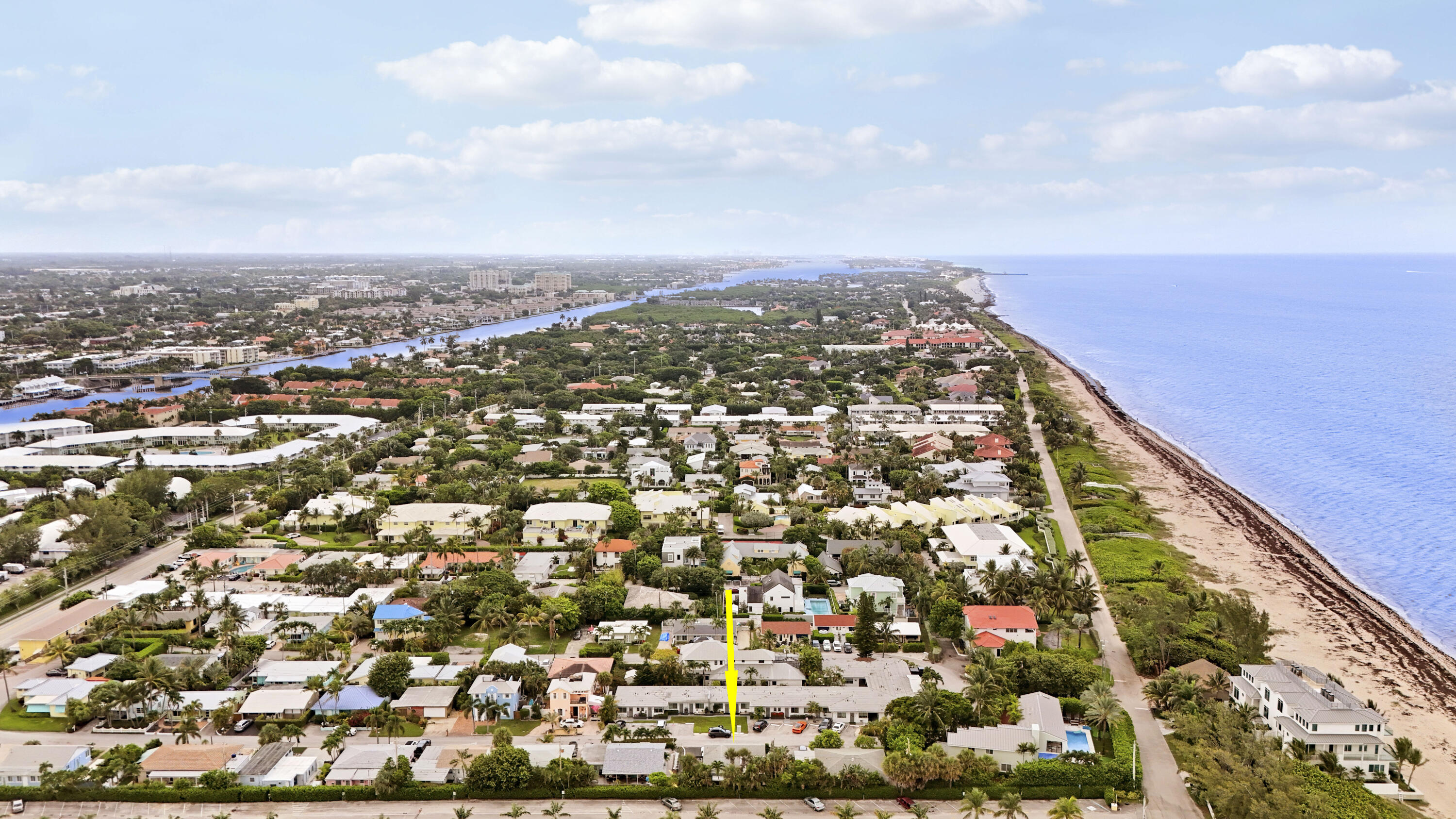24 Douglas Drive Ocean Ridge, FL 33435 - Photo 8 of 19 AV2