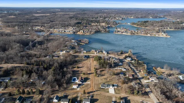 $219,900 | 14750 Hilltop Drive, Cement City, MI 49233