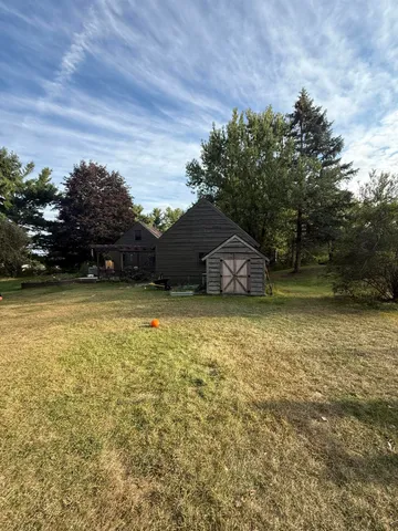 $219,900 | 14750 Hilltop Drive, Cement City, MI 49233