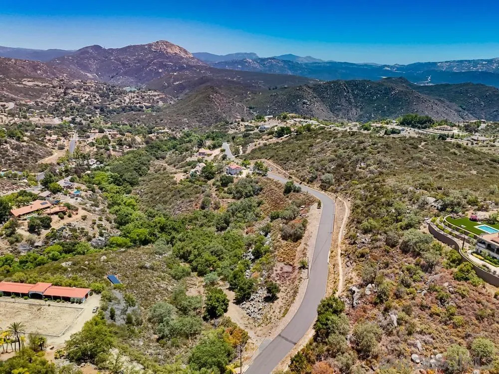 Via Viejas Oeste Alpine, CA 91901 - Photo 13 of 27