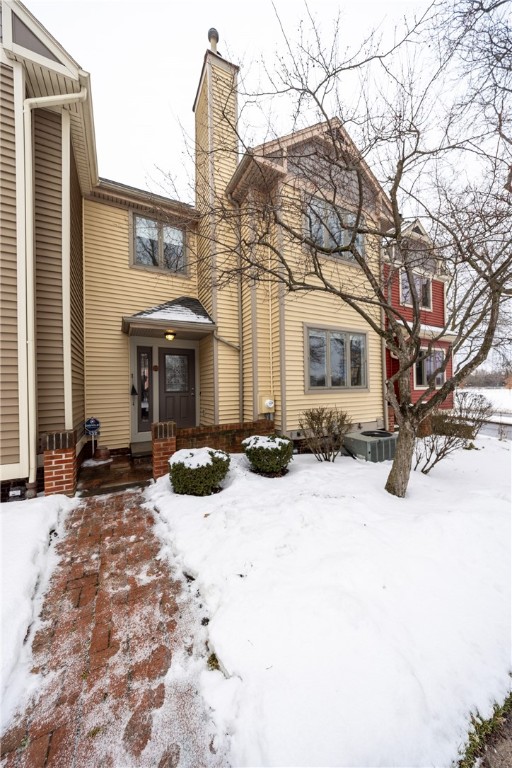 132 Cornhill Place Rochester, NY 14608 - Photo 2 of 40