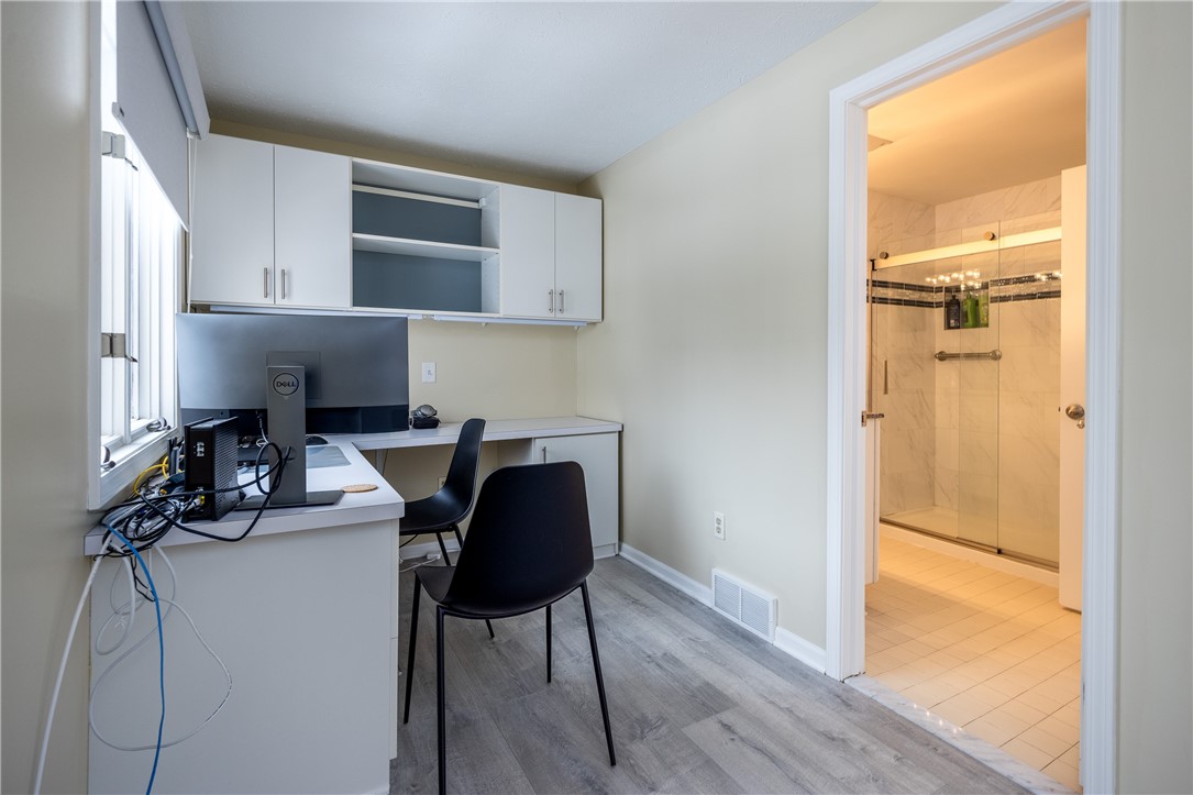 132 Cornhill Place Rochester, NY 14608 - Photo 26 of 40