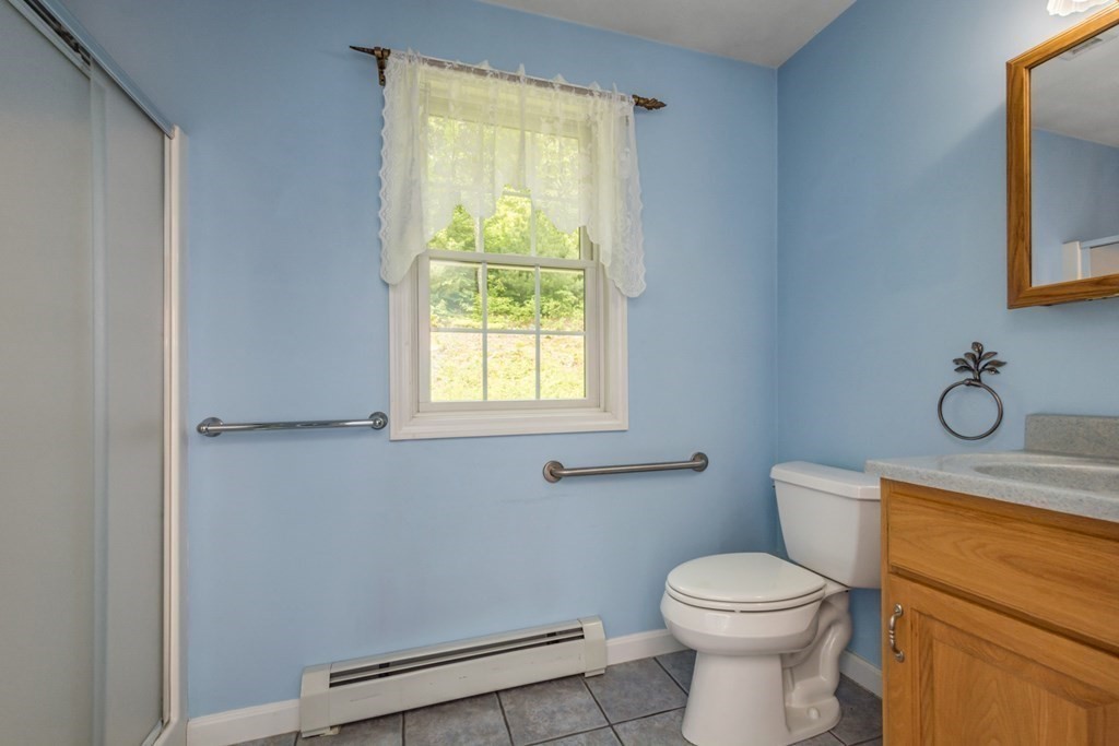 54 Davis Road Millbury, MA 01527 - Photo 21 of 37 Gallery Image 21
