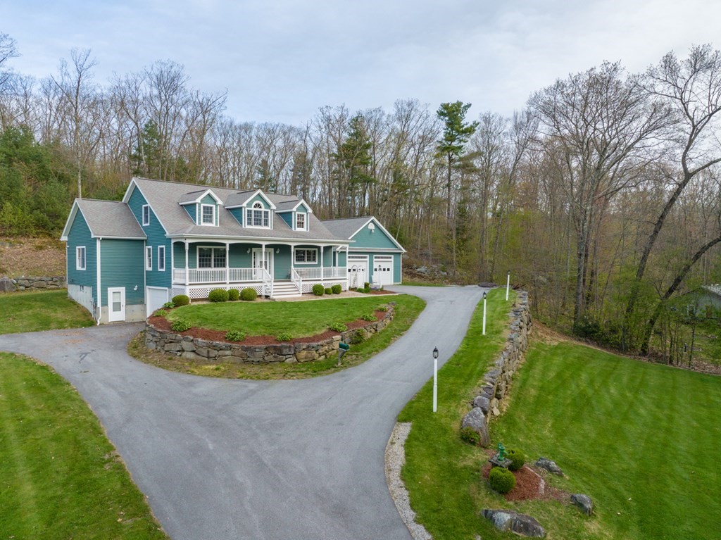 54 Davis Road Millbury, MA 01527 - Photo 3 of 37 Gallery Image 3