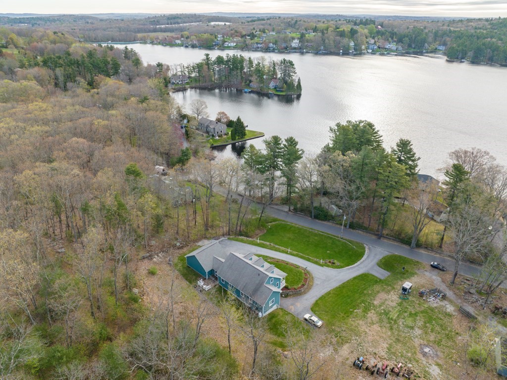54 Davis Road Millbury, MA 01527 - Photo 4 of 37 Gallery Image 4
