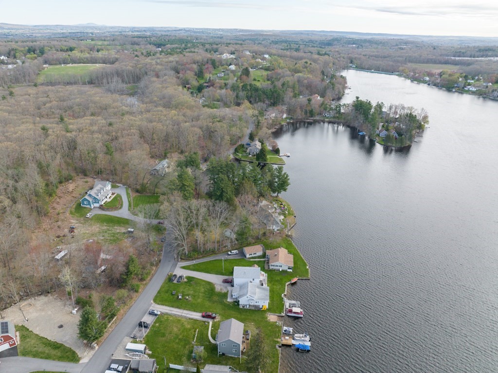 54 Davis Road Millbury, MA 01527 - Photo 5 of 37 Gallery Image 5