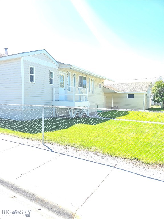 331 North Walnut Street Dillon, MT 59725 - Photo 6 of 30 Fenced back yard