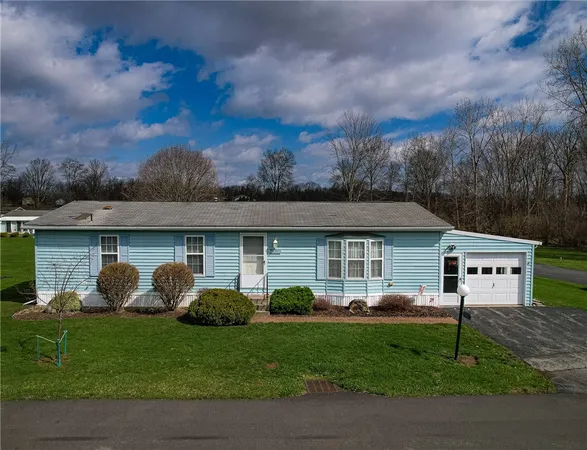 $119,900 | 92 Woodside Drive, Bergen, NY 14416