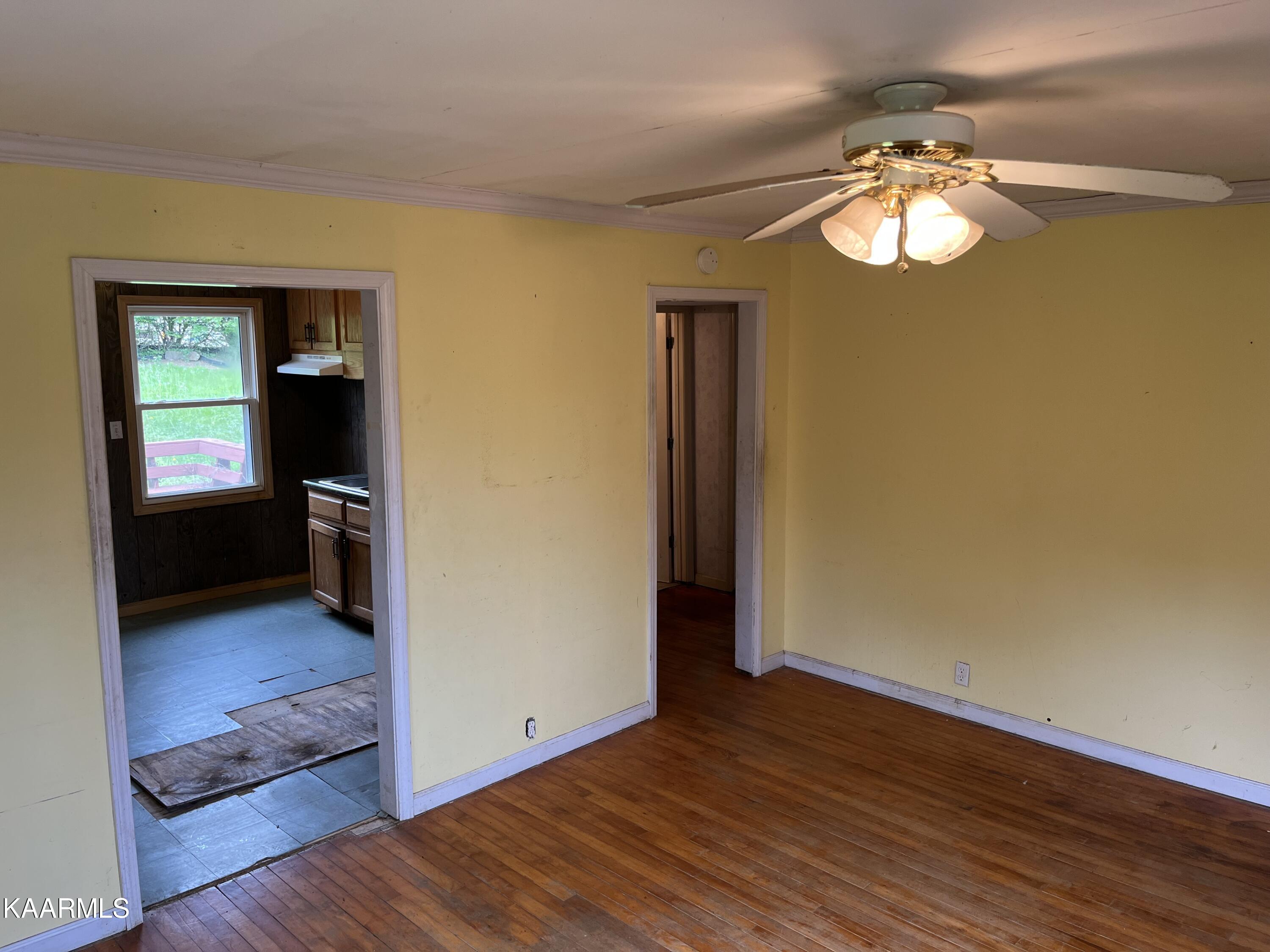 110 Jarrett Lane Oak Ridge, TN 37830 - Photo 5 of 16 5