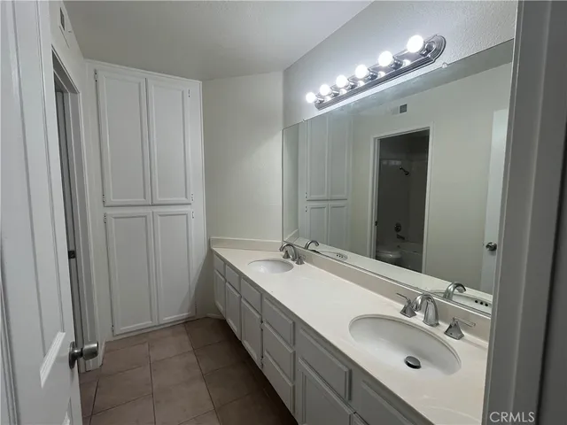 $3,800 | 14039 Oxford Street, Fontana, CA 92336