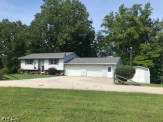 3025 Pleasant Ridge Road Marietta, OH 45750 - Photo 2 of 20