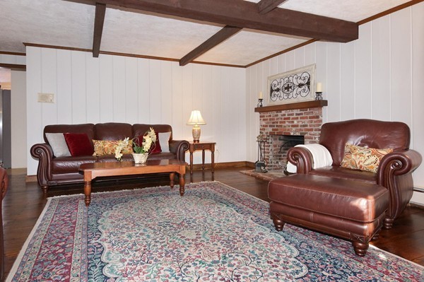 15 Olde Coach Road Westborough, MA 01581 - Photo 9 of 30 Gallery Image 9
