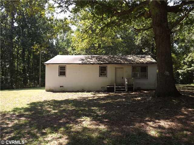 11617 Quaker Road Dinwiddie, VA 23841 - Photo 1 of 19 Exterior Front