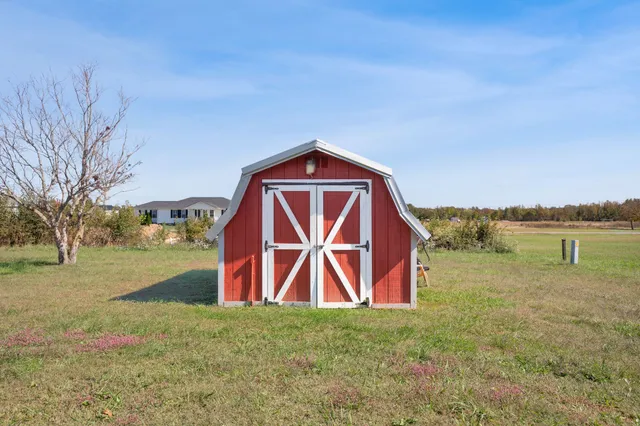 a view of outdoor space