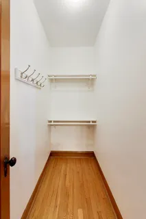 $725,000 | 3427 South Emerald Avenue, Chicago, IL 60616