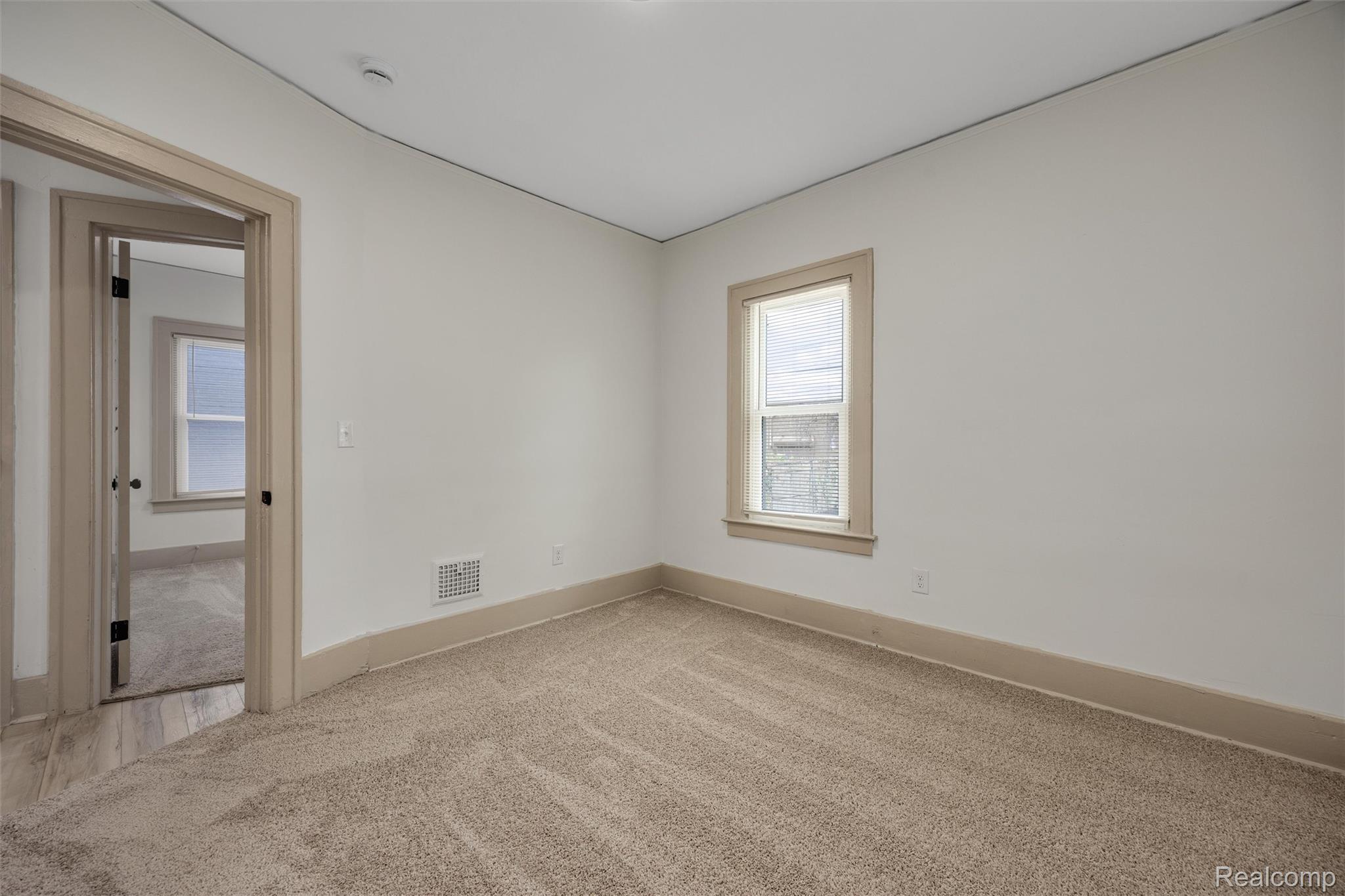 3019 Clements Street Detroit, MI 48238 - Photo 21 of 37 23-3019 Clements St 0022.jpg