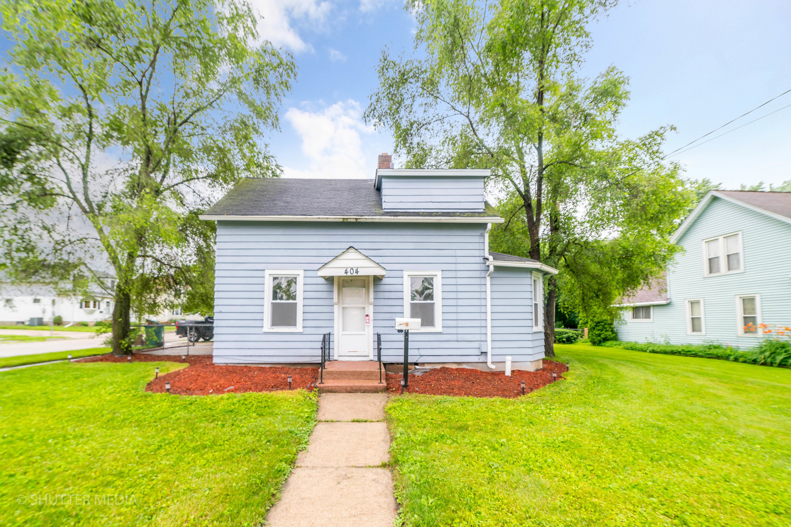 404 Charles Street Sycamore, IL 60178 - Photo 1 of 29
