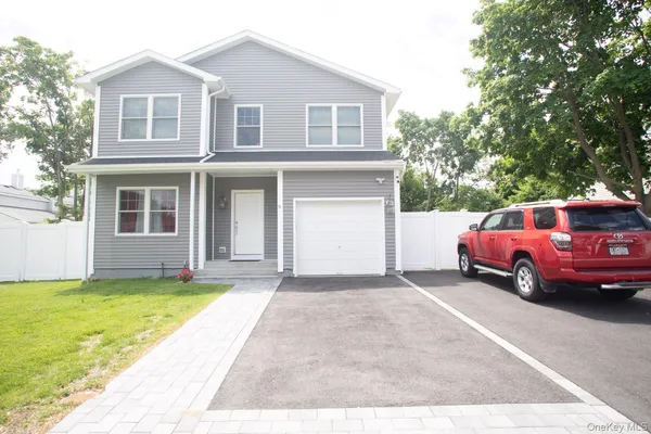 $879,999 | 9 Okane Street, Central Islip, NY 11722