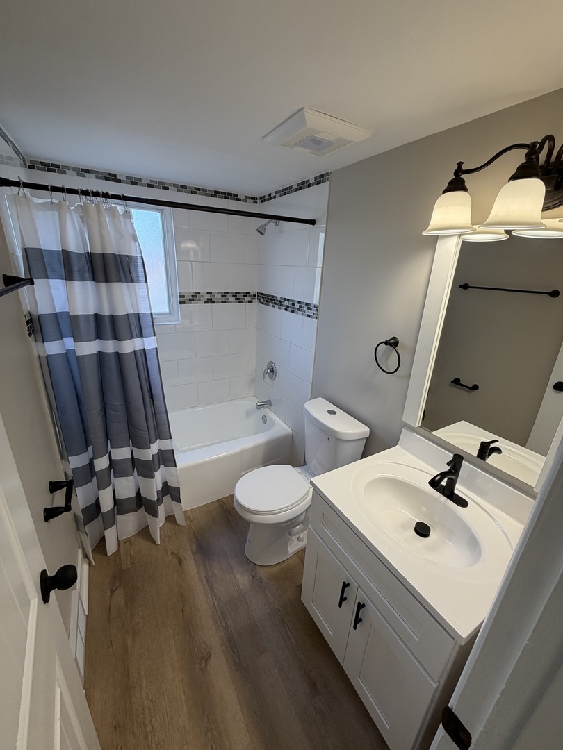 1534 East Palatine Road Palatine, IL 60074 - Photo 5 of 21 Gallery Image 5