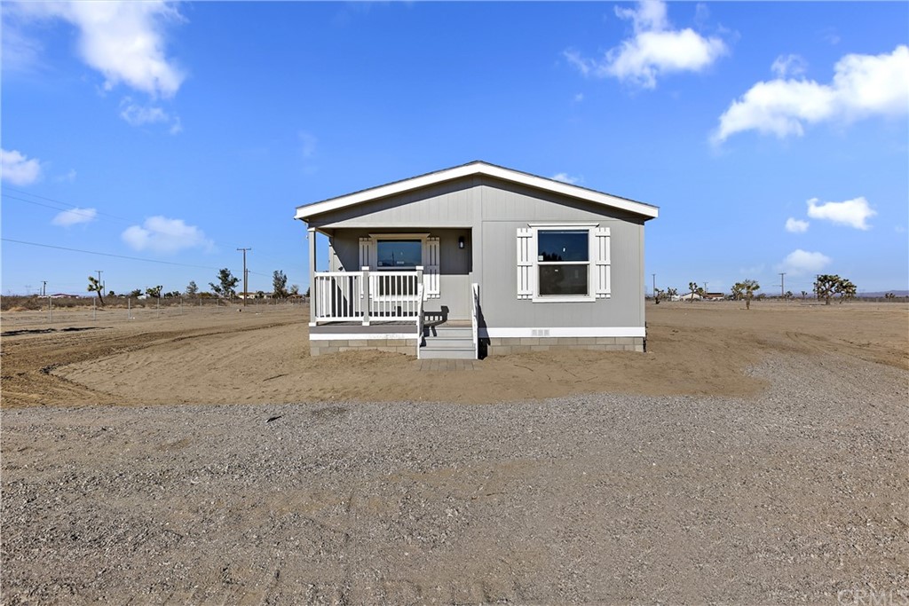 10751 Mountain Road Pinon Hills, CA 92372 - Photo 1 of 1 Front